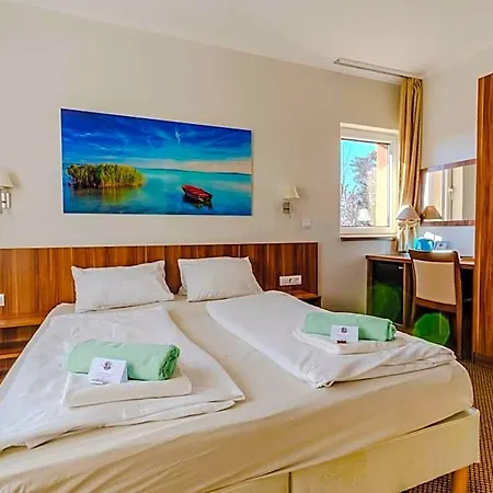 Hotel Balaton Colors 3*